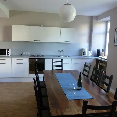 Winzerhaus Andel * 베른카슈텔쿠에스